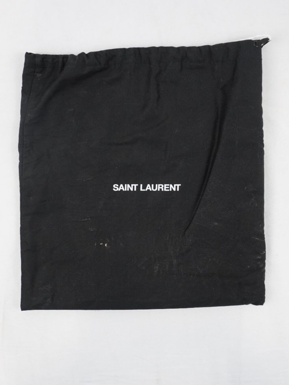 Saint Laurent Le 5 a 7 Shoulder Bag In Black Leather With Gold-Toned Hardware - Picture 9 of 12